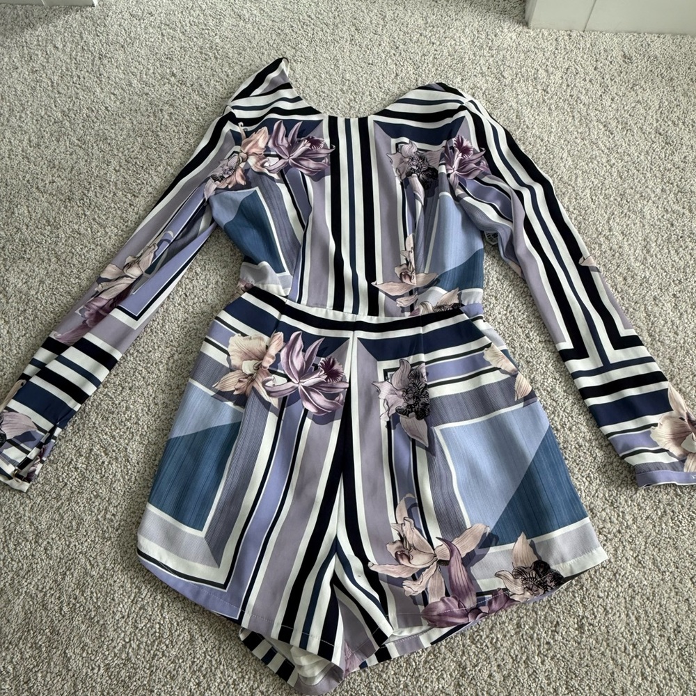 Stylestalker Navy and White Patterned Romper